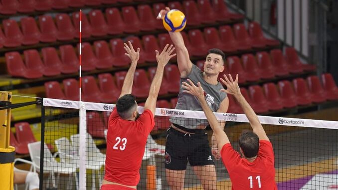 Sir Susa Vim Perugia Impatta 2-2 con Banca Macerata