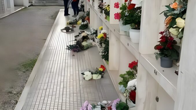 Raid vandalico cimitero Deruta, Sindaco denuncia gli atti ignobili