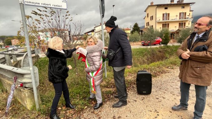 Romeyne Robert Ranieri Onorata a Colle Umberto