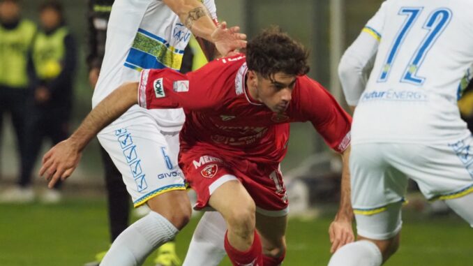 A Carrara un Perugia calcio più granitico del marmo