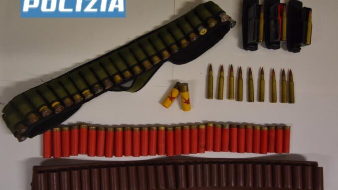 Detenzione abusiva di munizioni, un uomo è sotto inchiesta