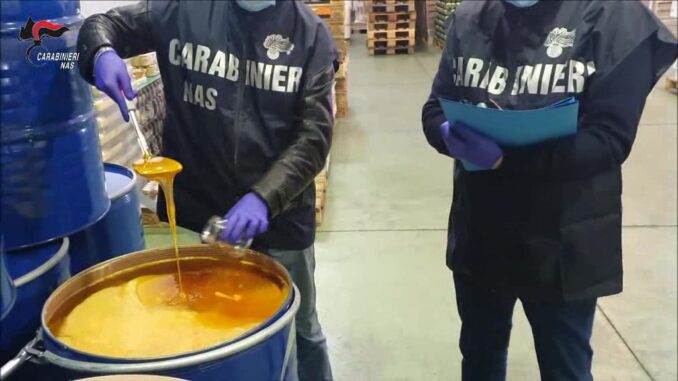 Natale Sicuro Carabinieri NAS sequestrano 39 tonnellate di dolci