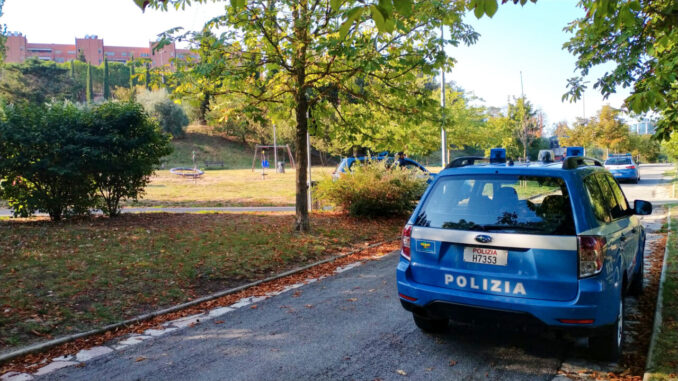 Trovato con 42 dosi di cocaina, arrestato un 23enne dalla polizia