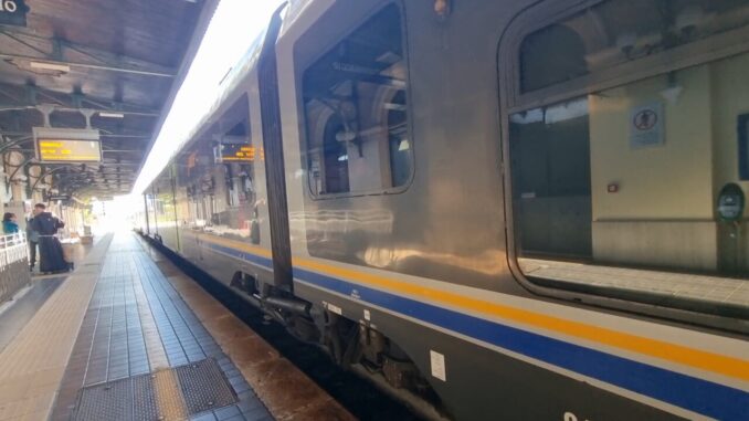 Incidente mortale alla stazione di Spoleto: uomo travolto dal treno