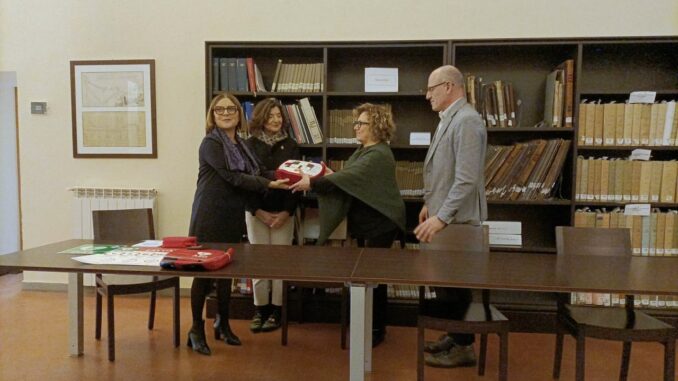 Associazione Borgo Bello Perugia riceve un defibrillatore per il quartiere