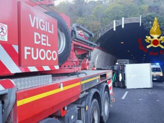 Ripristino di barriera incidentata chiuso raccordo Perugia Bettolle