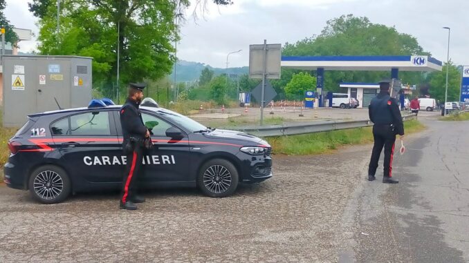 Incidente stradale a Montecastrilli: denunciato un 31enne ubriaco al volante