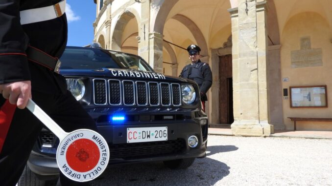 Furto a casa dell'ex insegnante, ma l'allievo viene riconosciuto