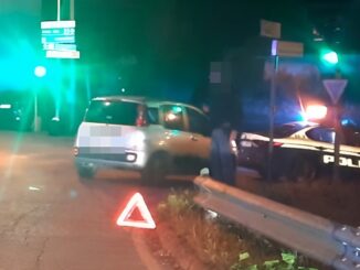 Incidente automobilistico a Terni, tre veicoli e indagine della polizia