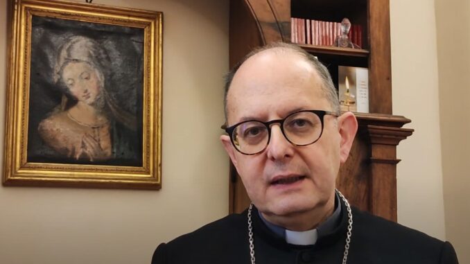 L'augurio luminoso Monsignor Maffeis, la luce nel Natale del Mondo