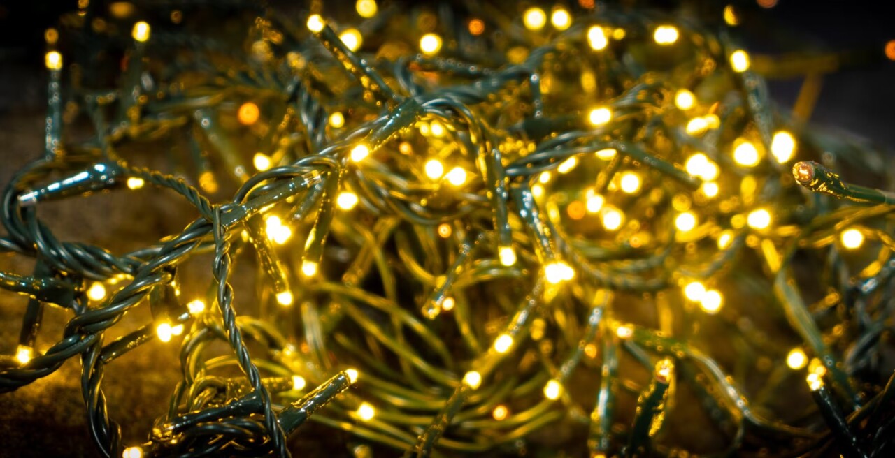 Furto luci natalizie Foligno, pasticceria Muzzi al Quadrivio