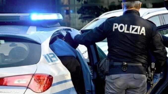 Due arresti ai domiciliari, braccialetto pe uno dei due