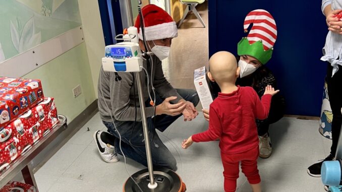 Un Natale di sorrisi per i piccoli pazienti dell'ospedale di Perugia