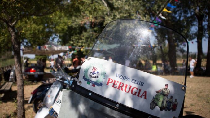 Vespa Club Perugia organizza "Vespa in Mostra"