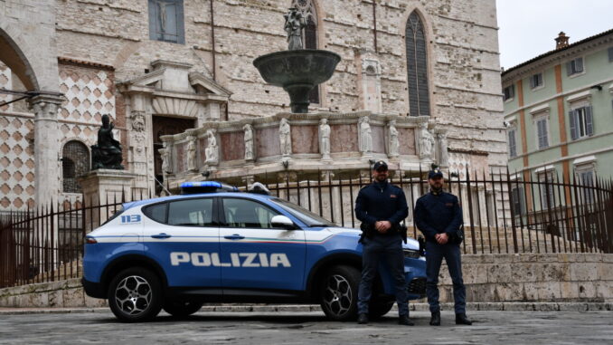 Controlli straordinari del territorio: la Polizia identifica 199 persone