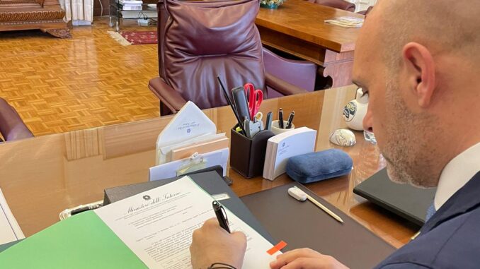 Covid-19. Prisco firma per le risorse per le ore di lavoro dei VVF