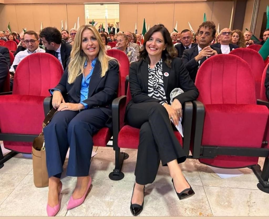 Parole sessiste Bandecchi Azzurro Donna serve intervento prefetto