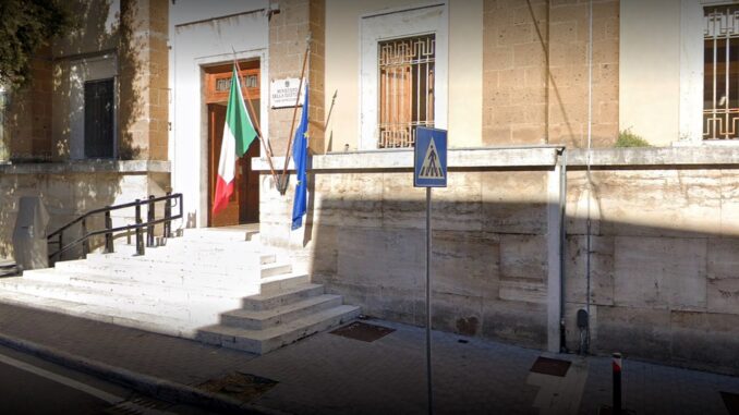 Evade dai domiciliari, da casa al carcere con i Carabinieri