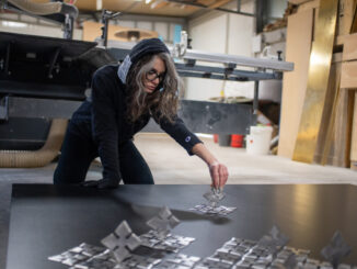 I for an Eye: Iv Toshain Espone la Sua Visione Profonda dei Conflitti Globali