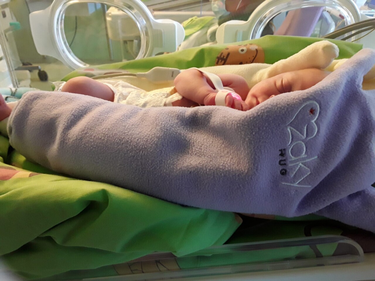 berretto neonato ospedale