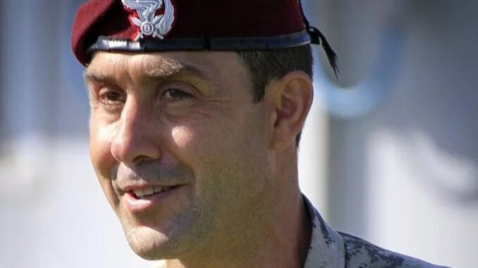 Omphalos respinge libro del generale Roberto Vannacci carico di odio e disprezzo