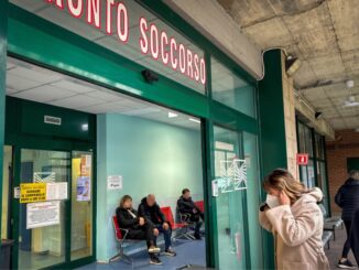 Tunisino cade dalla finestra a Foligno: indagini in corso