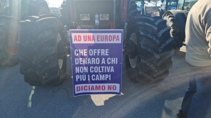 Agricoltori in protesta, una manifestazione ad Orvieto