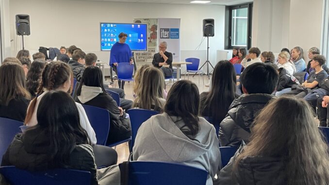 Gli studenti a lezione di "Vittimizzazione Secondaria"