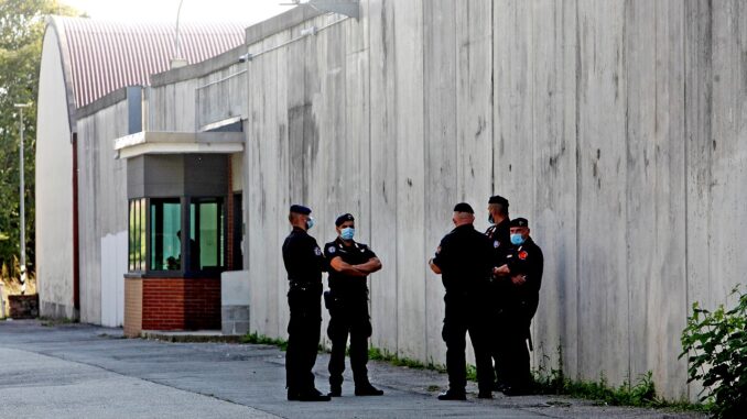 Polemiche sulla creazione di nuovi Centri di permanenza
