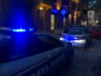 Assalto in farmacia, donna chiede Xanax senza ricetta e, al rifiuto, aggredisce farmacista