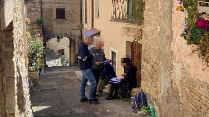 Grave incidente sul lavoro a Cesi, operaio 65enne cade dal tetto