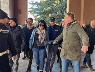 Motori nei sentieri, Puletti insultata in piazza dalle associazioni contrarie alla norma