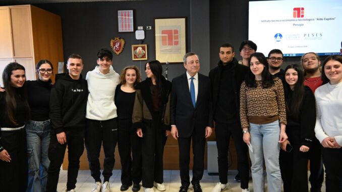 Gli studenti del "Capitini" di Perugia dialogano con Mario Draghi