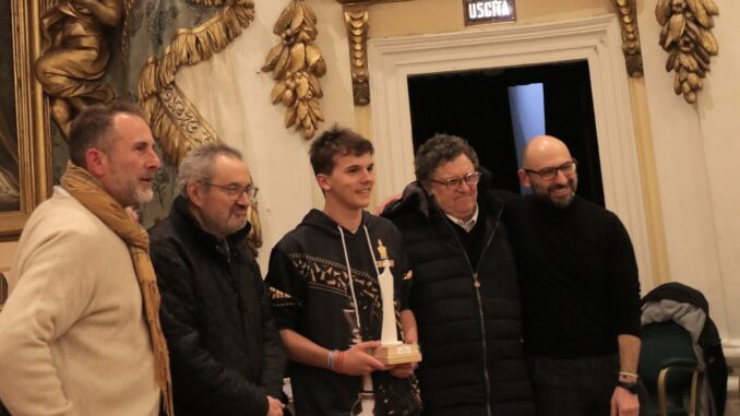 Casadio trionfa al Primo Torneo Internazionale di Scacchi a Perugia