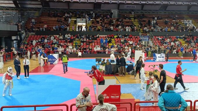 Taekwondo al Palabarton ospitati atleti da tutta Italia