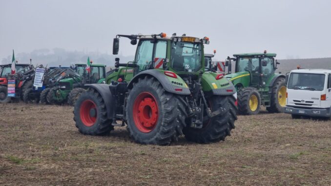 Agricoltori, la protesta si allarga e raggiunge Lidarno, Sant'Egidio, Perugia