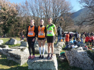 Tacitus Cross, tra le rovine di Carsulae brillano D'Inzillo e Marcucci.