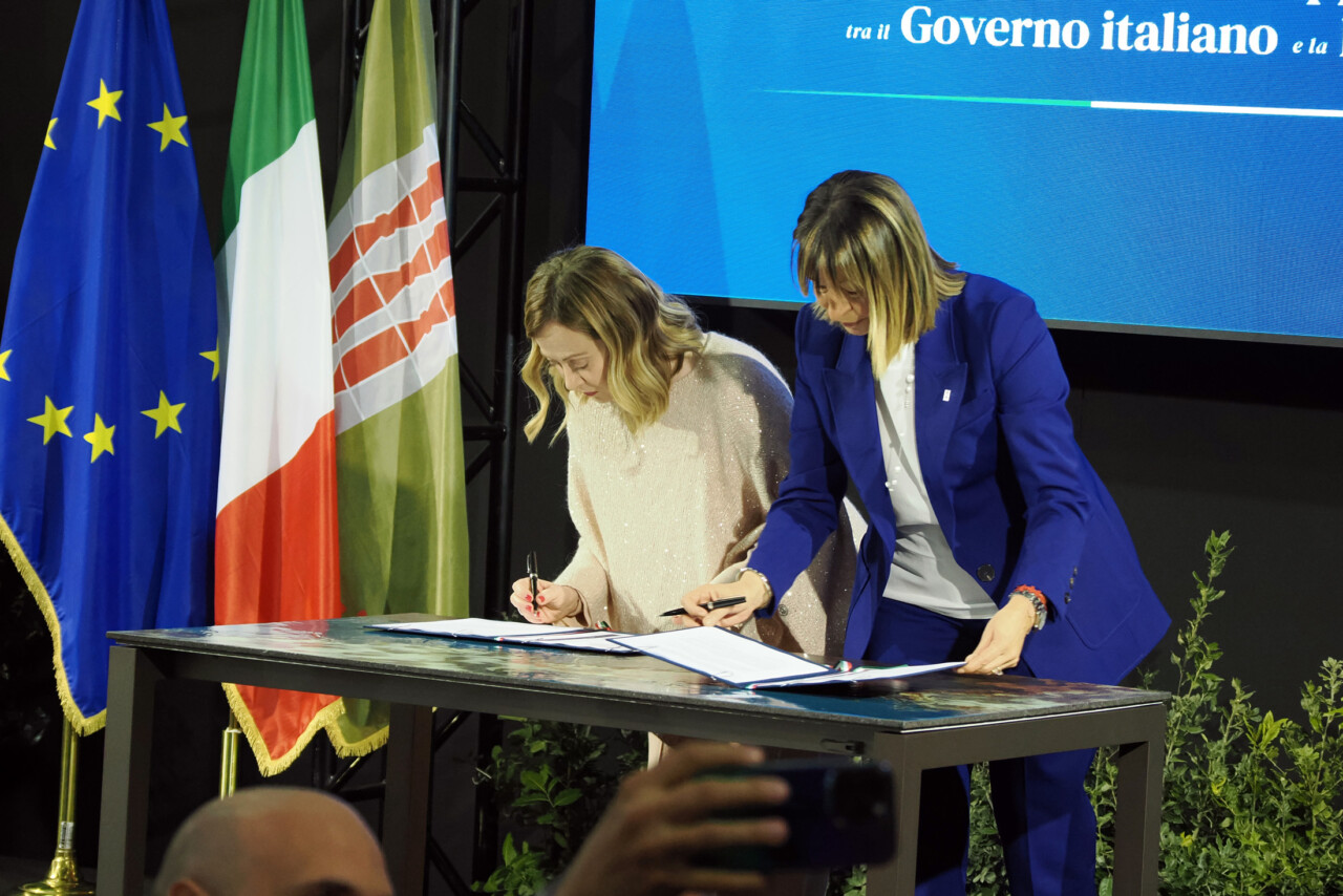 Giorgia Meloni annuncia [Foto] investimenti da 240mln di € in Umbria