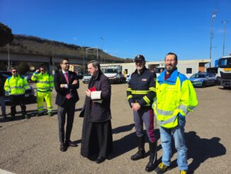 Vicario Diocesi Todi-Orvieto benedice veicoli e agenti Polstrada