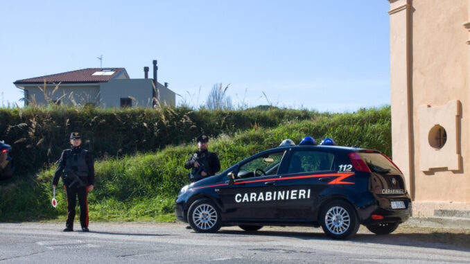 Arredi di bar rubati a Cannara: un residente di Bevagna denunciato