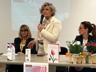 Festa di primavera, le valigette di benvenuto per i nuovi nati