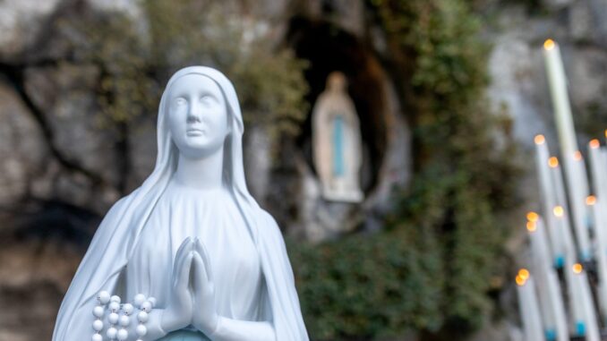 Madonna di Lourdes, la statua prosegue suo viaggio in Umbria