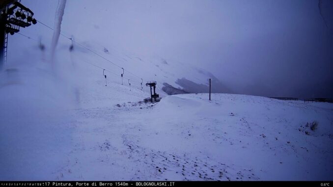 E' neve sull'Appennino umbro-marchigiano aree fino a 700-800 mt
