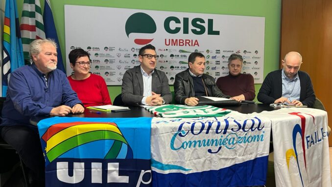 I sindacati uniti contrari contro la privatizzazione di poste italiane