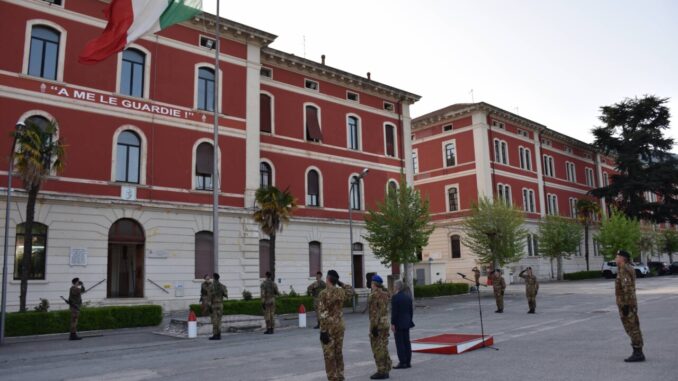 Il Prefetto di Perugia visita il 2° reggimento granatieri a Spoleto