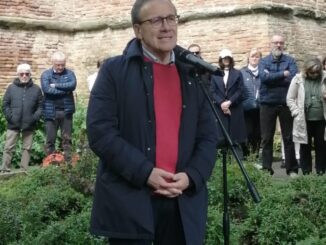Verini Difende l'Unità Antifascista nella Celebrazione del 25 Aprile