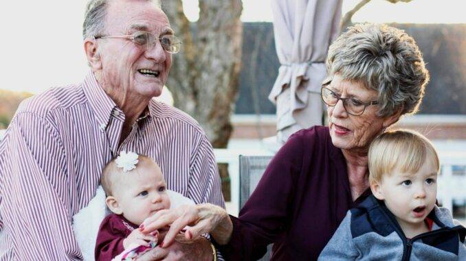 Valorizzare gli anziani, Edi Cicchi, sono il cuore attivo delle comunità