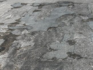 I ternani costretti allo slalom tra le buche, ma sindaco e vicesindaco in campagna elettorale perenne