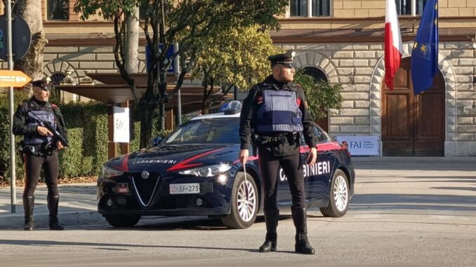 Evasione dai domiciliari e droga: arrestato 59enne a Foligno