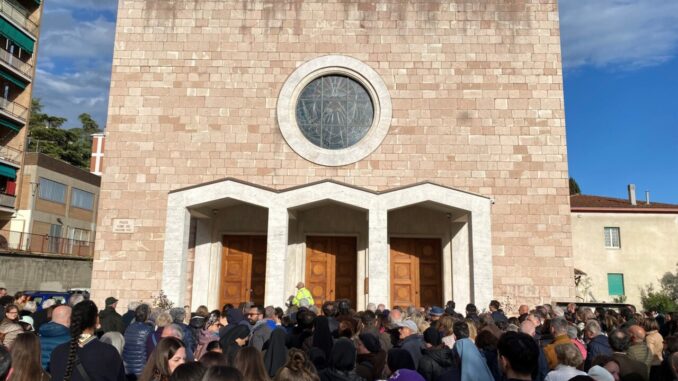 L’abbraccio di Dio alla città dell’uomo